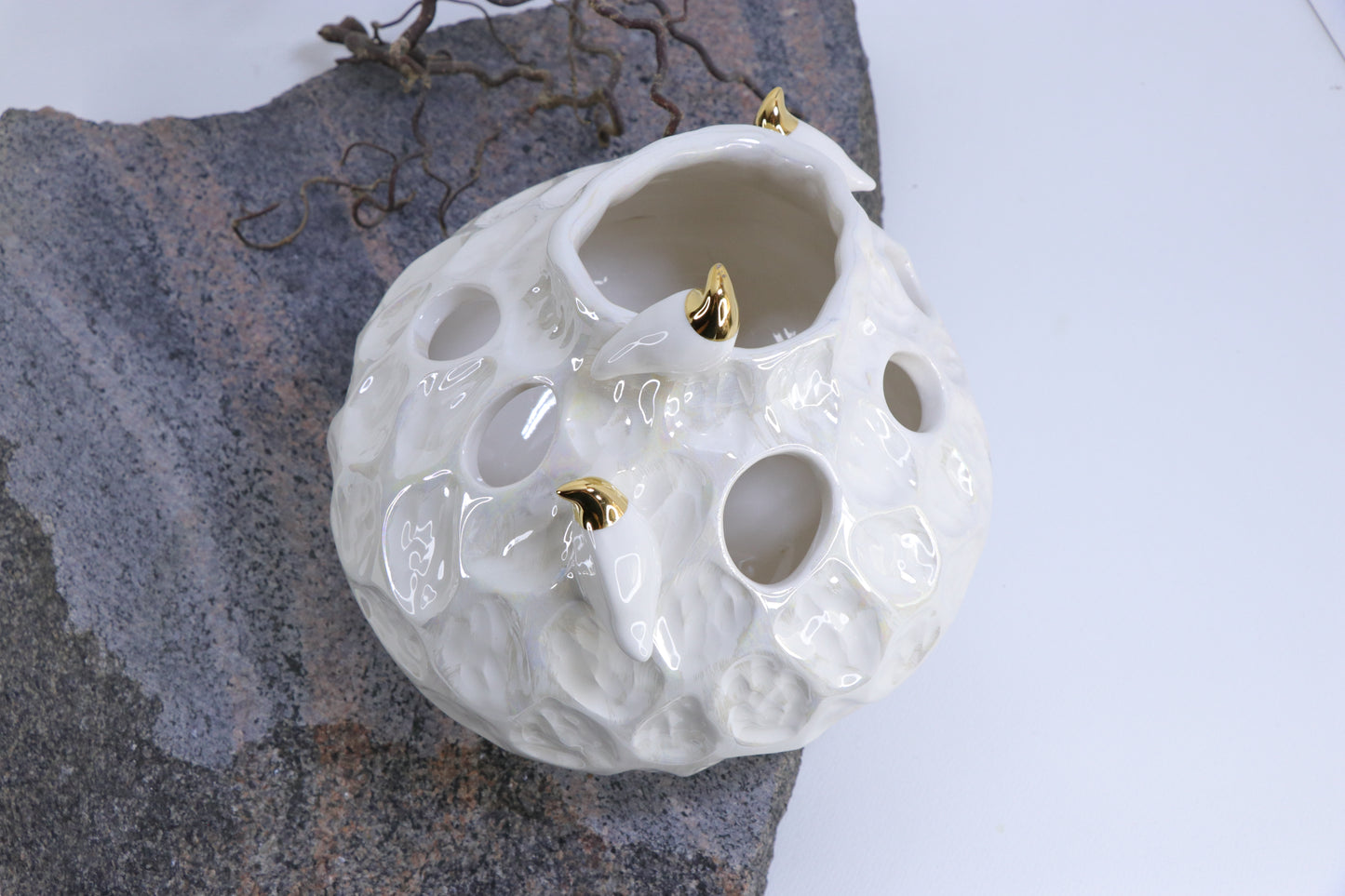 Whispering stones