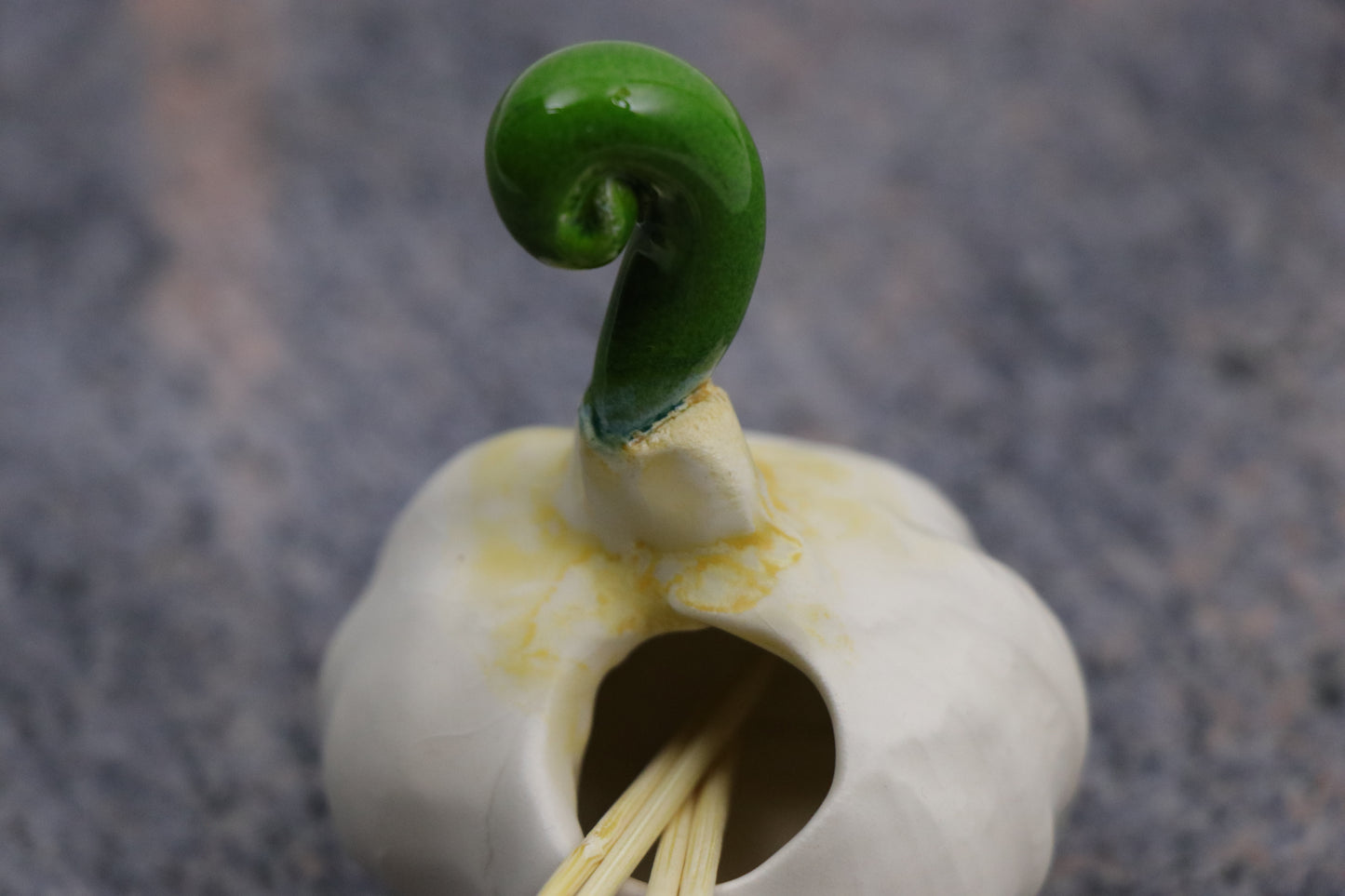 Garlic | Toothpick Holder