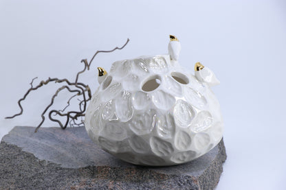 Whispering stones
