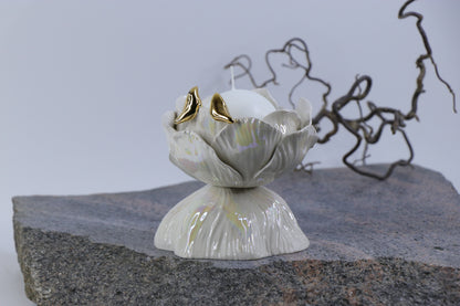 Oval peace | With birds