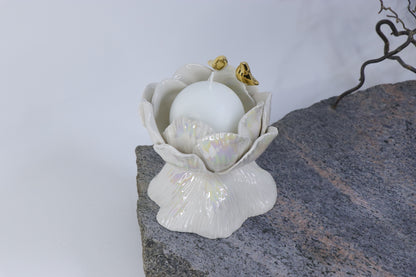 Oval peace | With birds