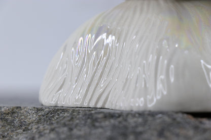 Oval peace | With birds