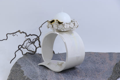 Oval peace | With birds