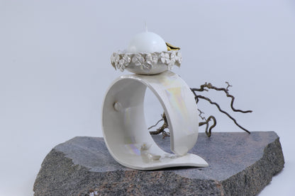 Oval peace | With birds