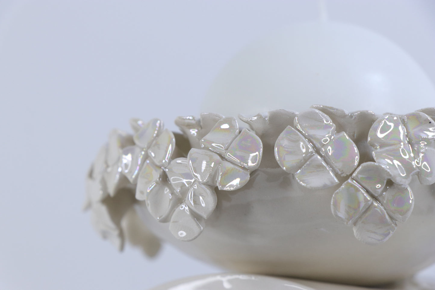 Oval peace | With birds