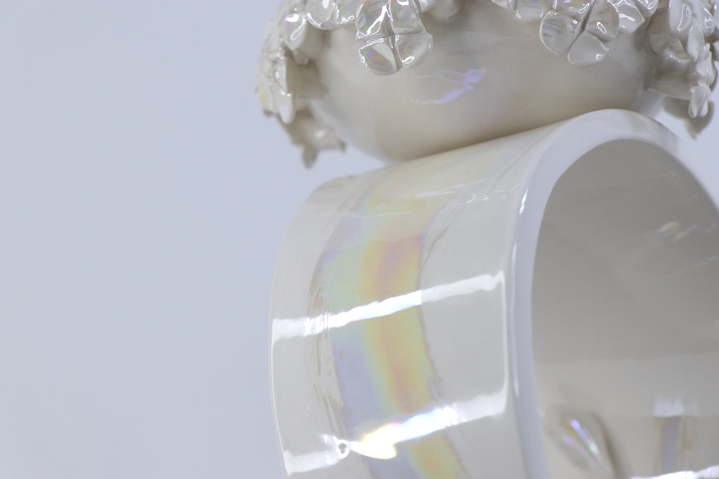 Oval peace | With birds