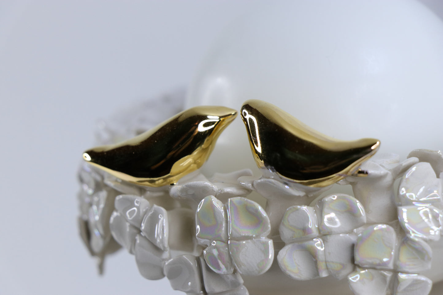 Oval peace | With birds