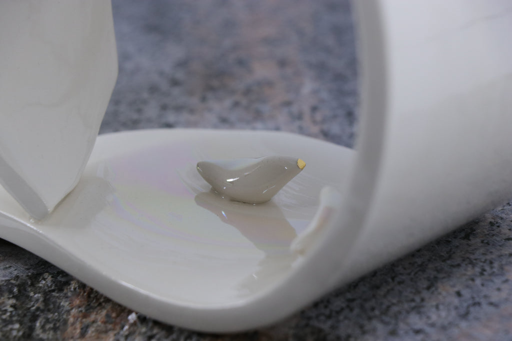 Oval peace | With birds