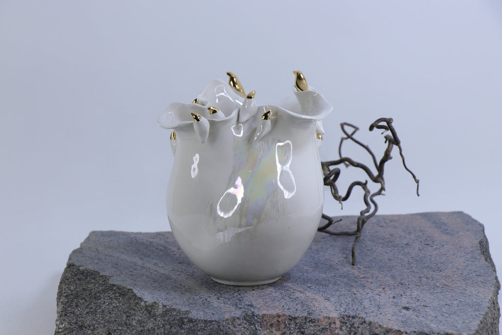 Whispering stones