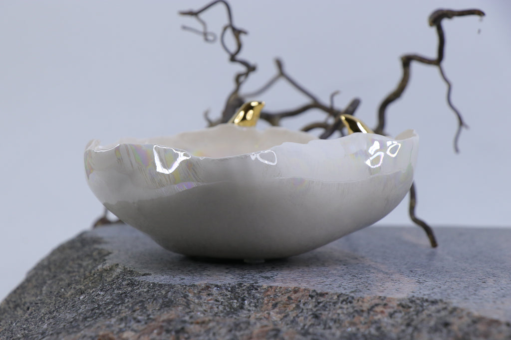 Oval peace | With birds