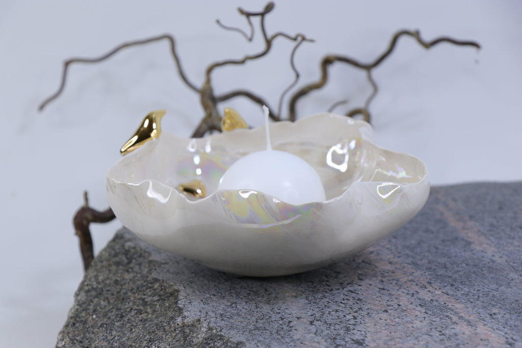 Oval peace | With birds