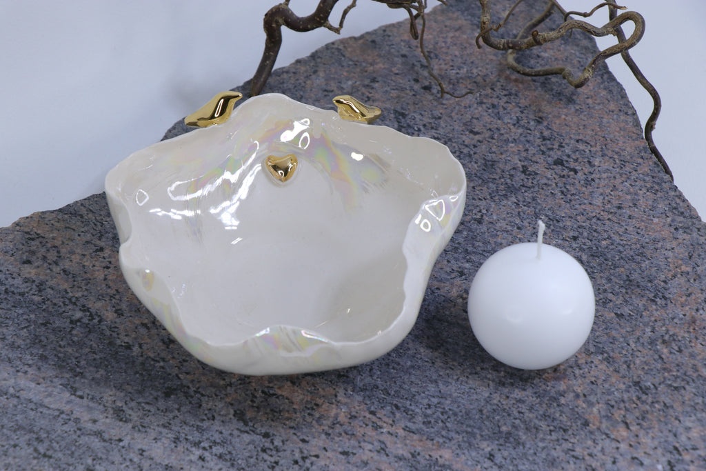 Oval peace | With birds