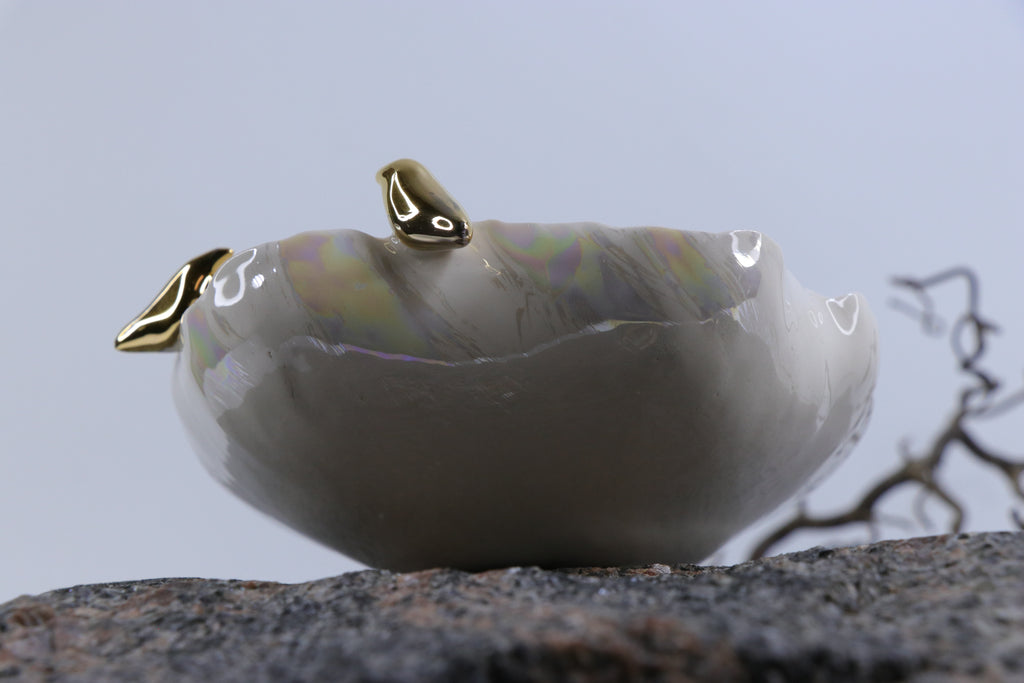 Oval peace | With birds