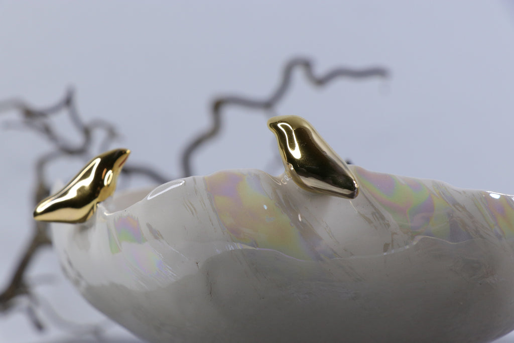Oval peace | With birds
