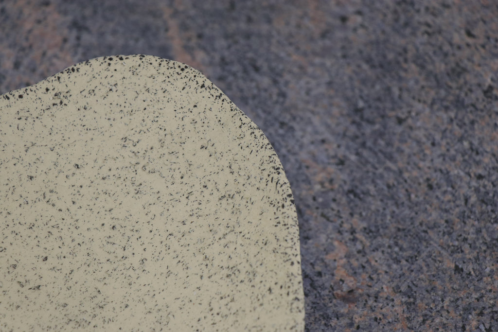 Šviesusis akmuo | Lėkštė