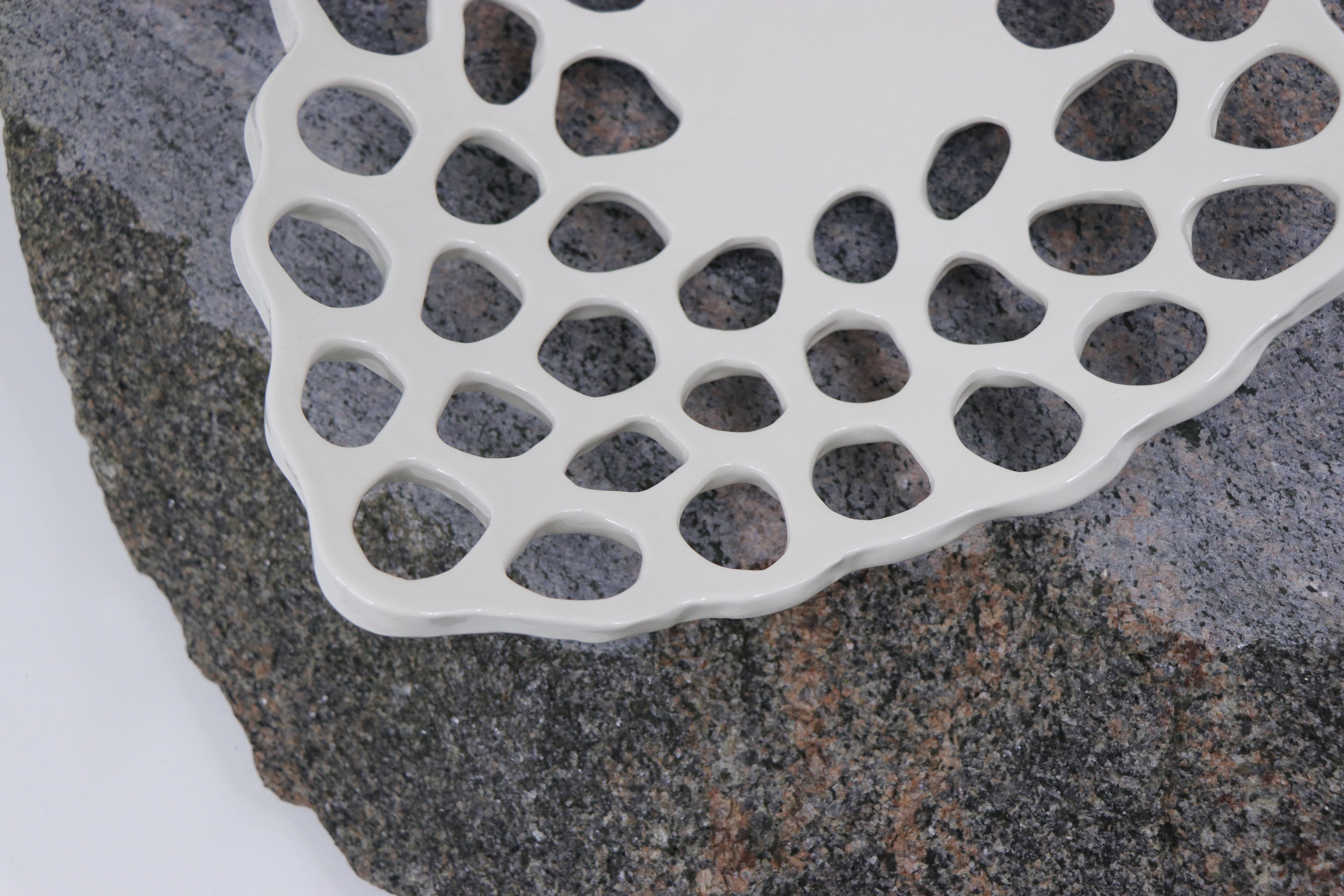 Breathing Line | Plate