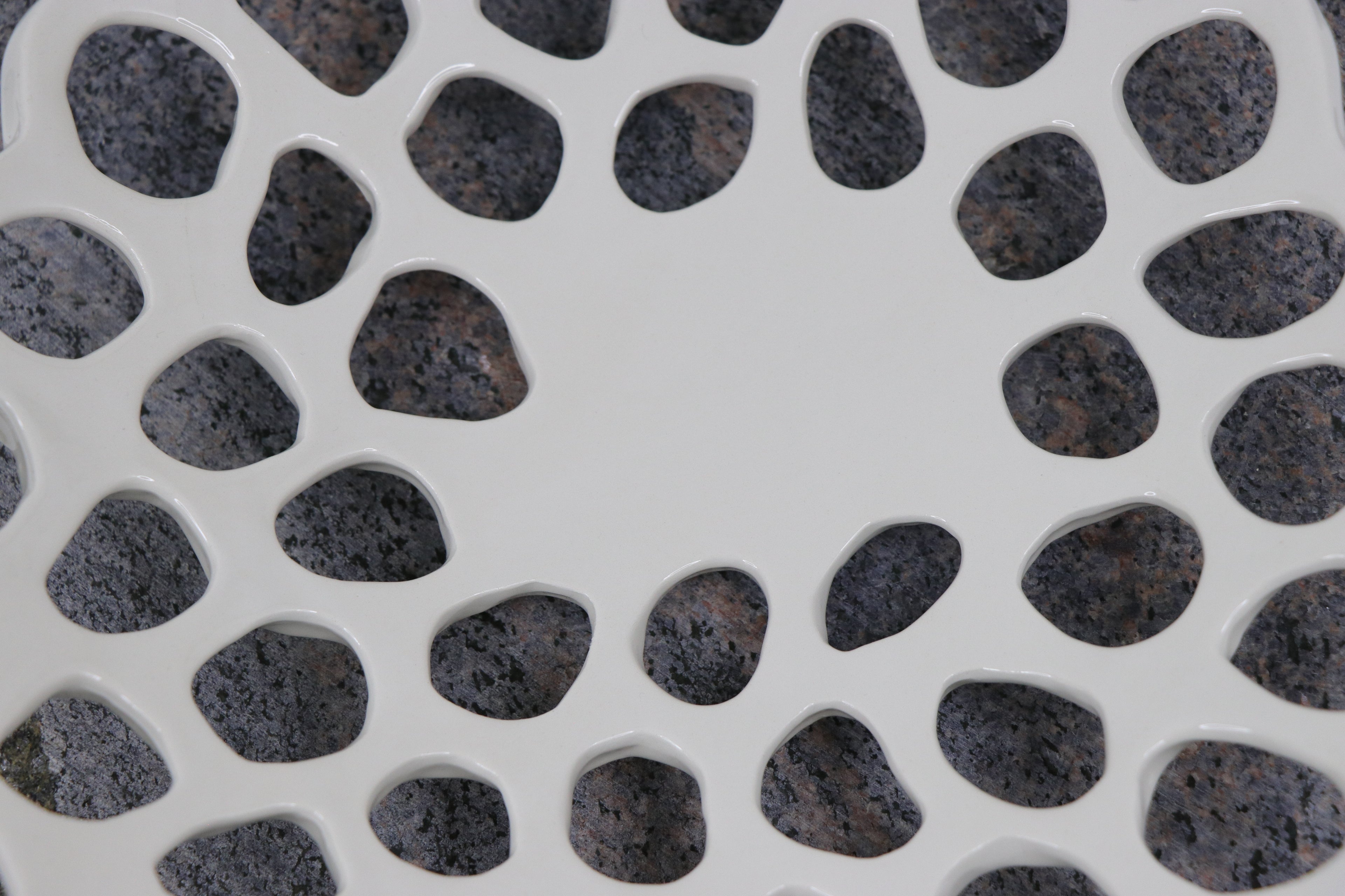 Breathing Line | Plate