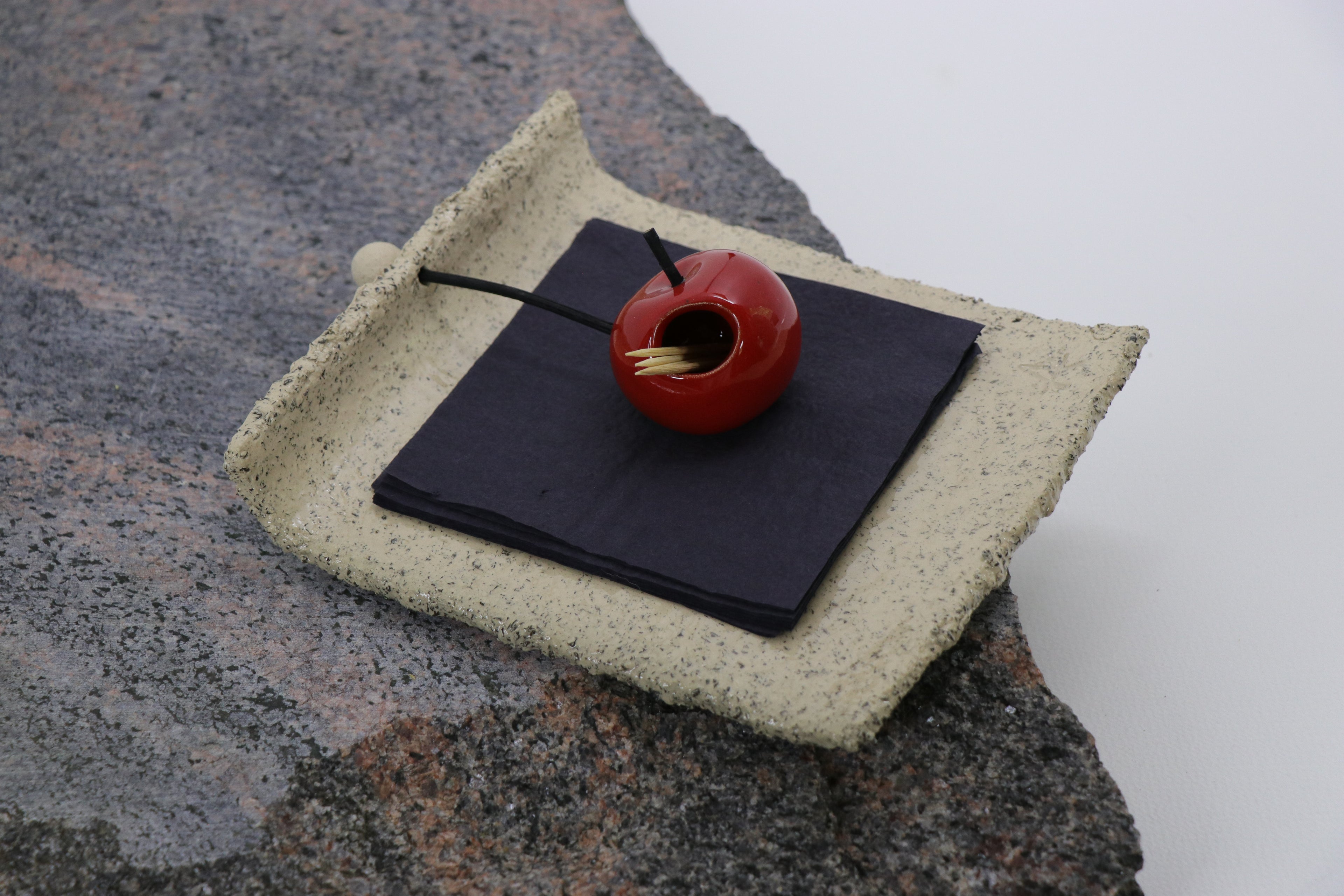Apple | Napkin and toothpick holder