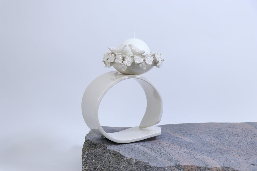 Oval peace | With birds