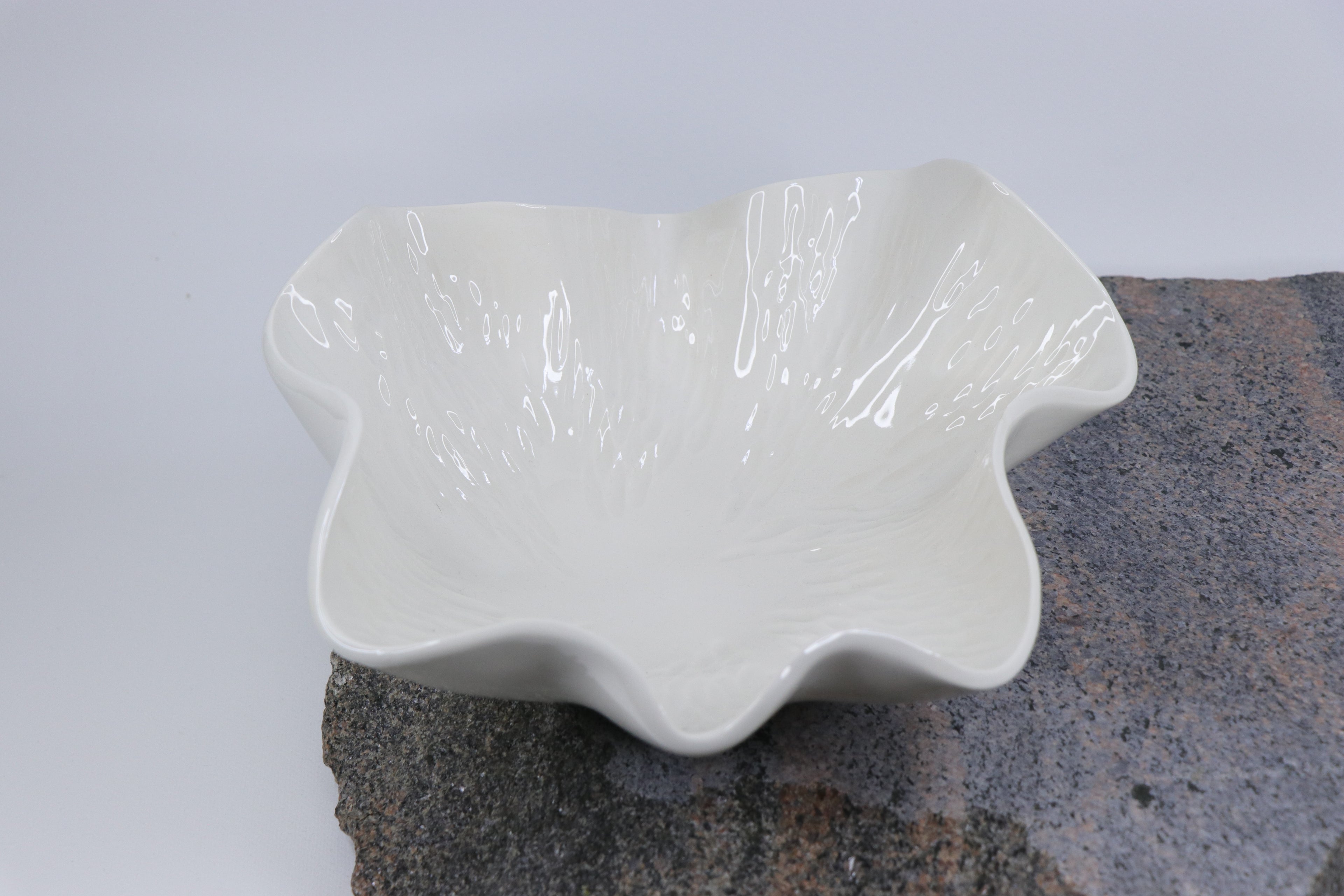 White Wave | Bowl